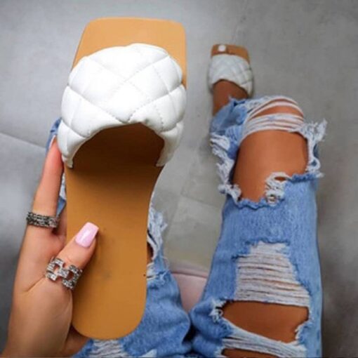 Women Casual Diamond Stitch Design Square Toe Flat Slippers